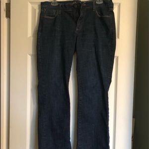 Women’s 10 short Old Navy Sweetheart Jeans